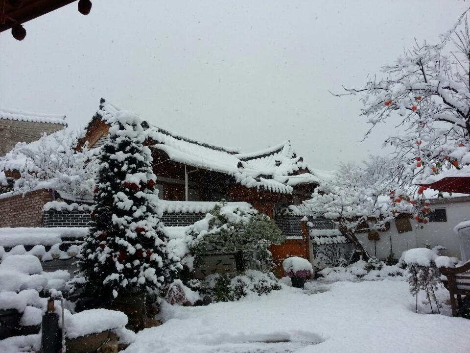 Hanok Madang Villa Jeonju Exterior foto